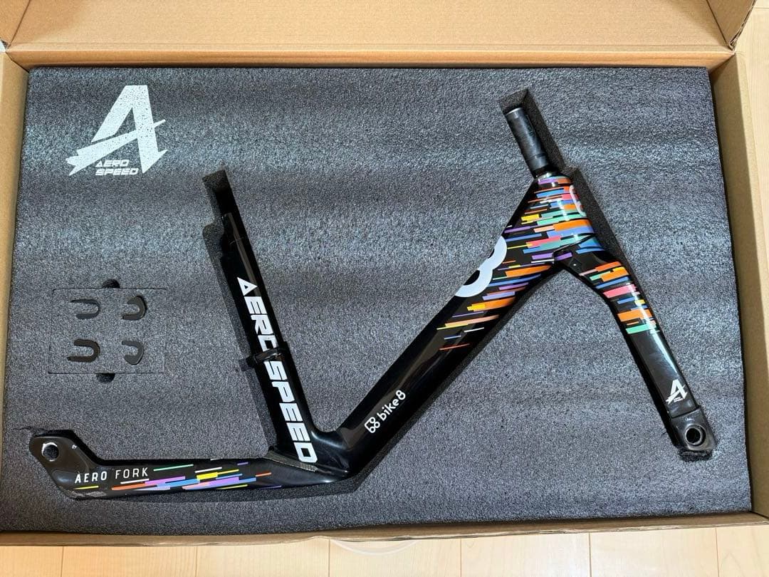 ランバイク bike8 AERO SPEED カーボンフレーム
