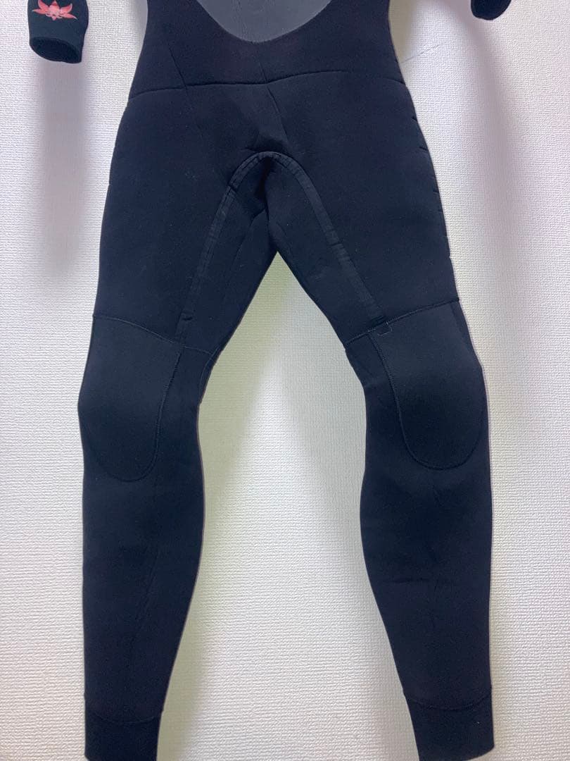 AXX⭐️フルスーツセミドライ4/3mm hybrid u-zip MLサイズ相当