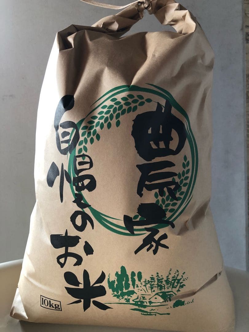 2025年(令和7年)夏収穫　コシヒカリ　玄米10キロ　三重県から発送