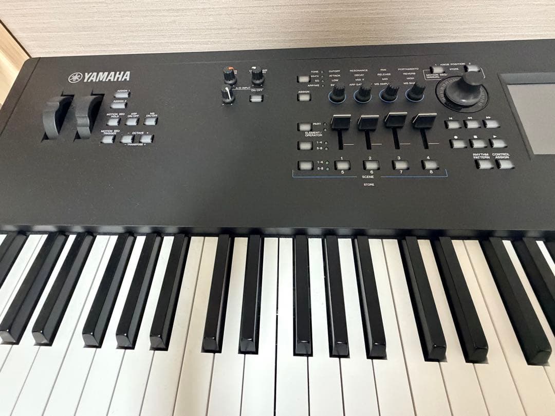 Yamaha MODX8＋88鍵シンセサイザー