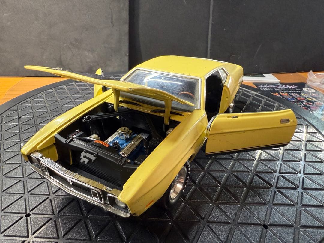 ジャンク 1/18フォードムスタング