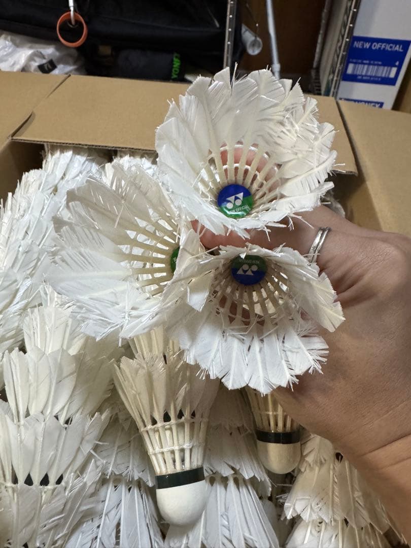 バ*ん様 ニューオフィシャル　ノックシャトル