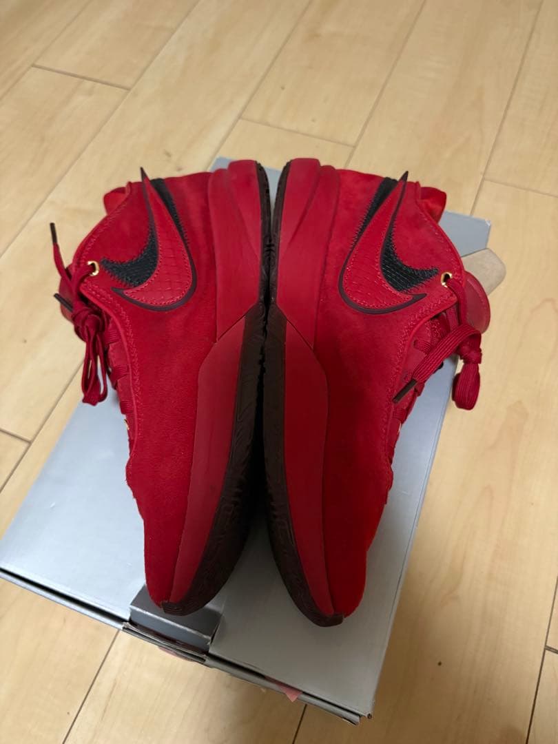 投げ売りNIKE レブロン20 LeBron リヴァプール