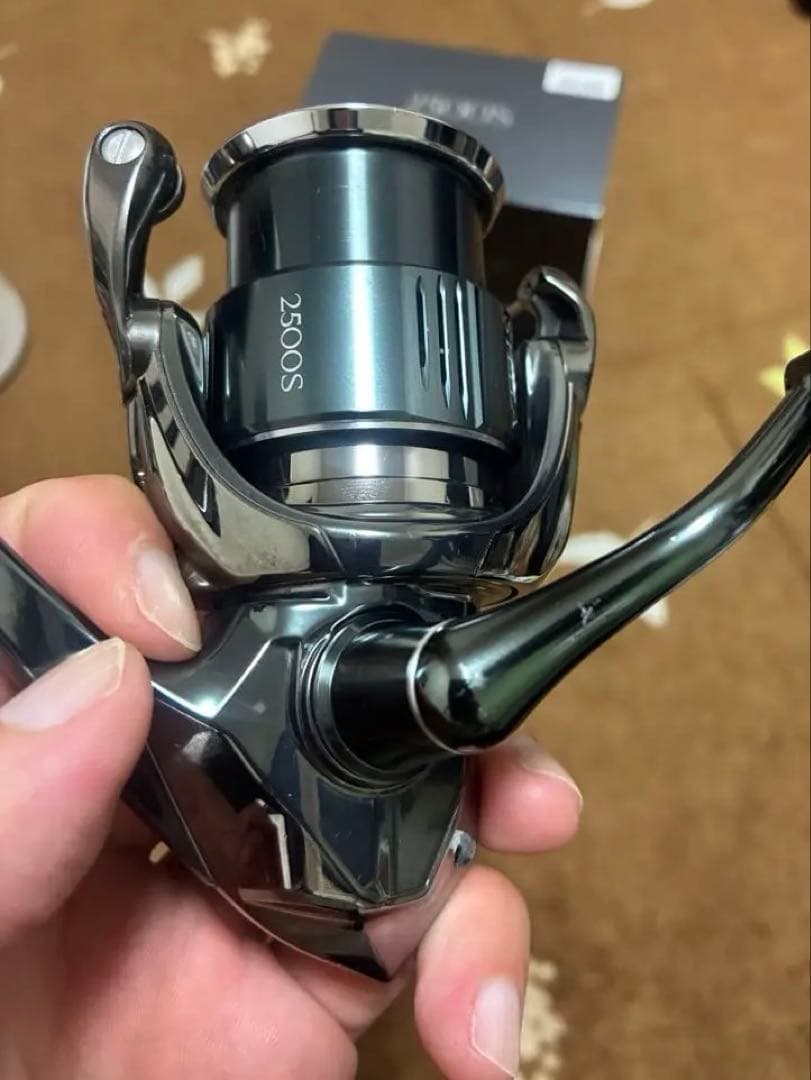 SHIMANO 22 ステラ　スピニングリール 2500S