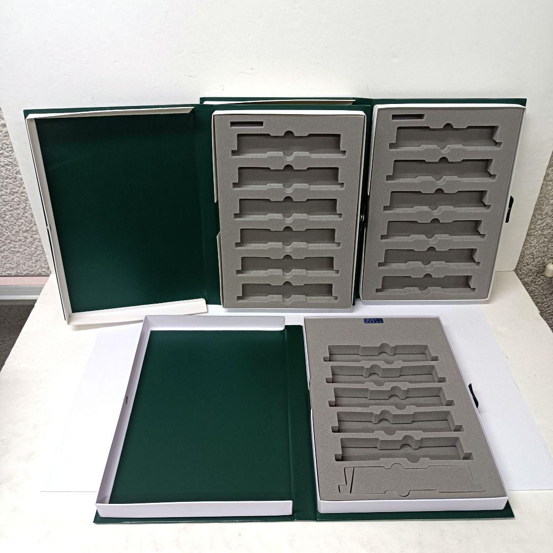 312.ジャンク品　KATO　車両ケース　まとめ売り　8点セット