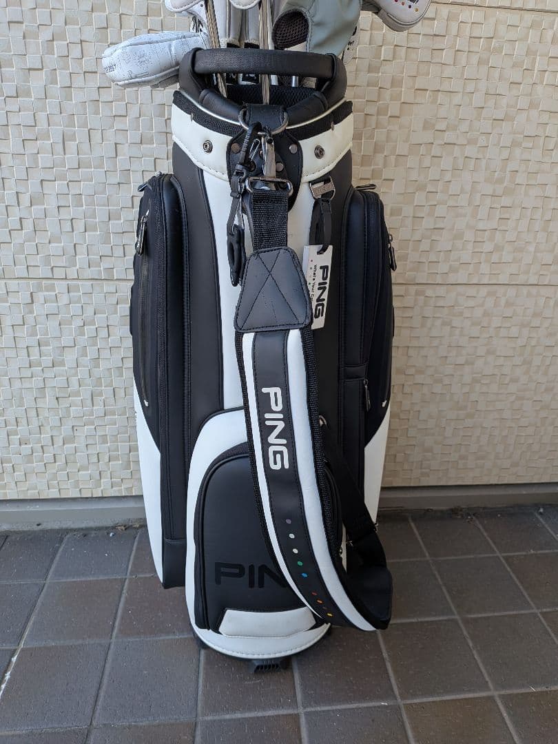 PINGキャディバッグ ホワイト ブラック