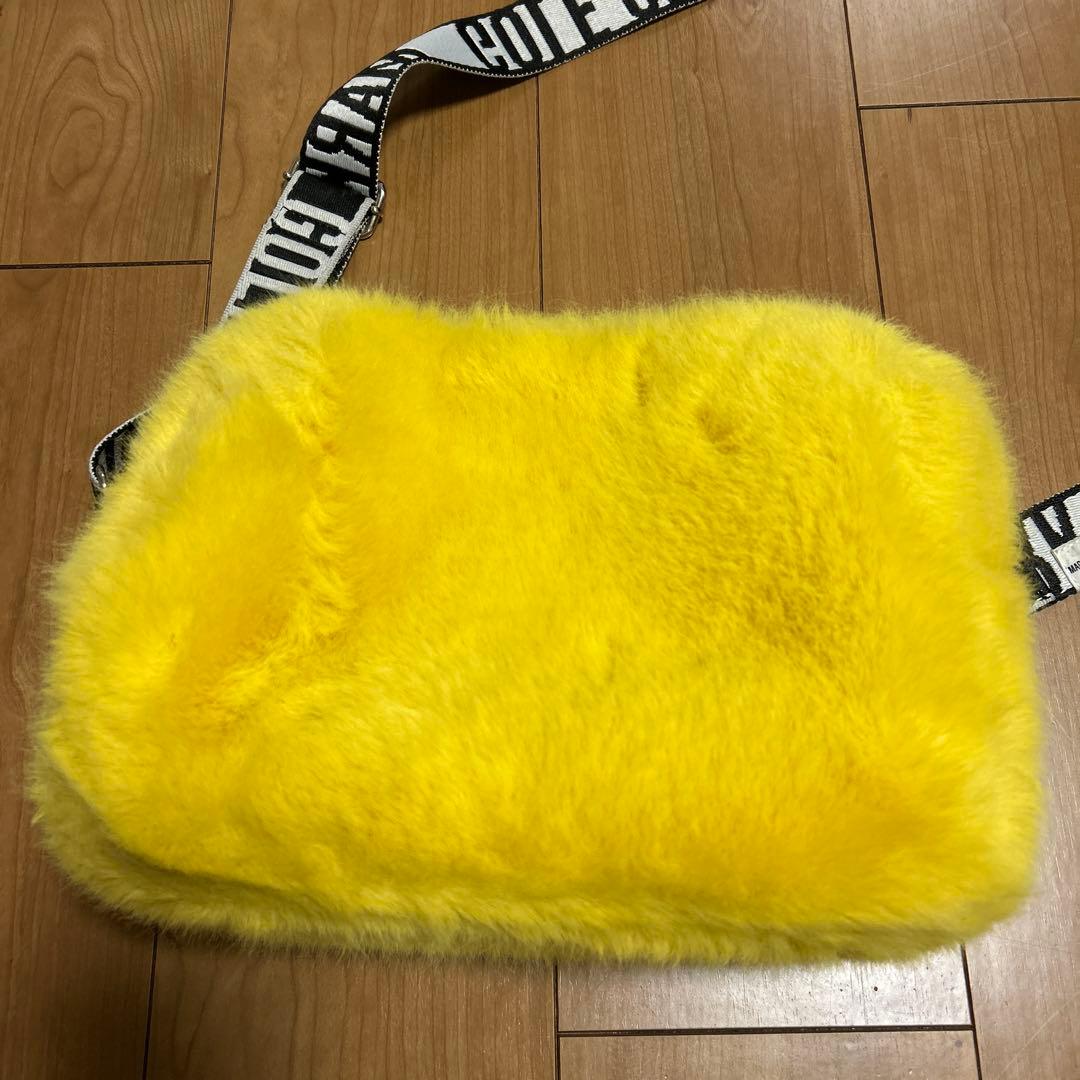 マークアンドロナ　ファーバック　イエロー