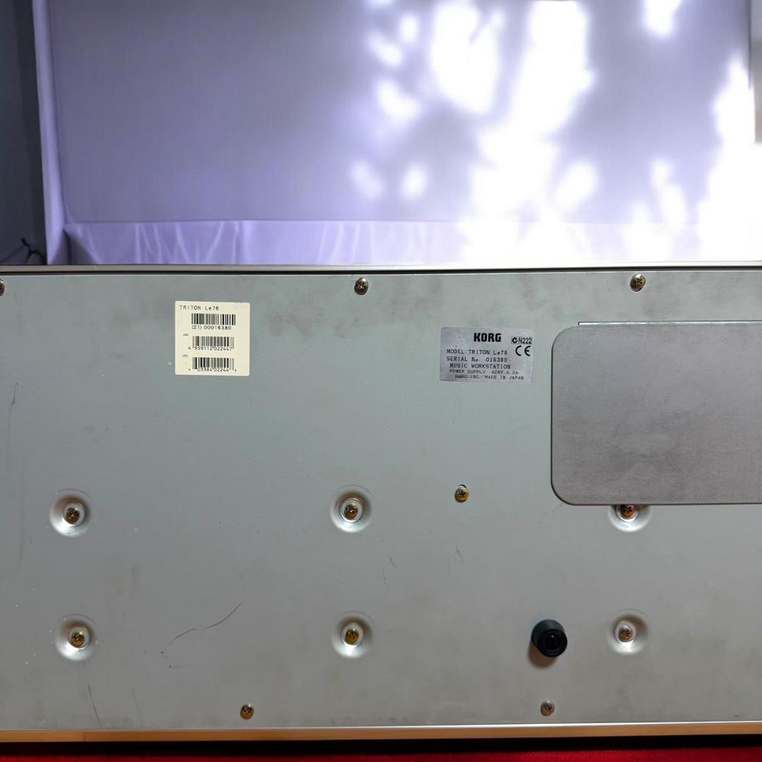 ☆動作品美品 KORG TRITON Le76 76鍵盤シンセサイザー ケース付