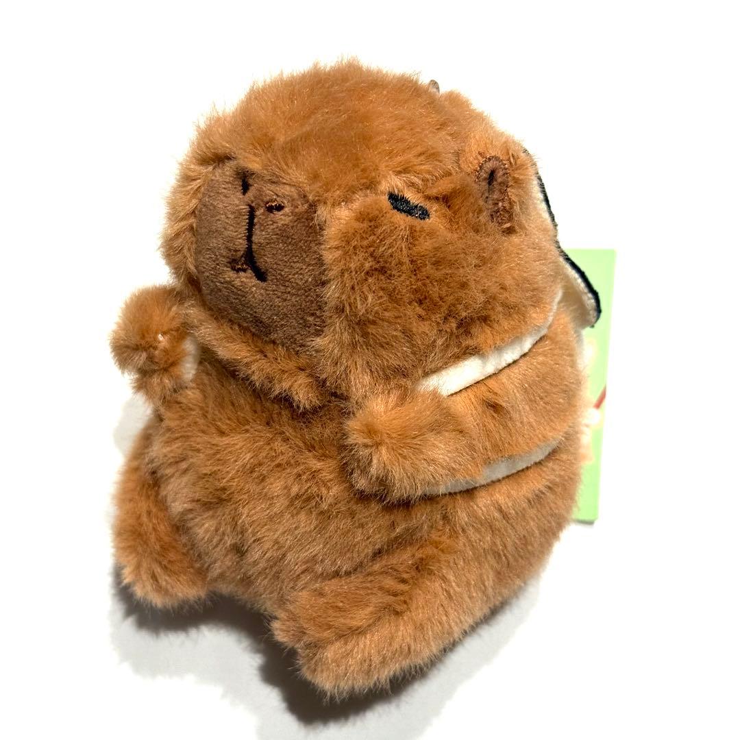 韓国　カピバラ　牡蠣　キーホルダー　キーリング　マスコット　ぬいぐるみ　ゴヌク