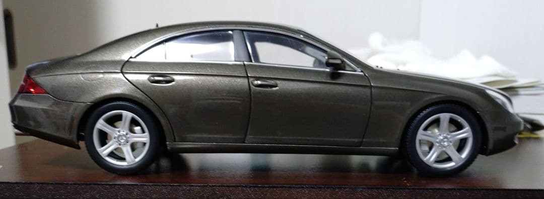ミニカー 京商 KYOSHO 1/18 メルセデスベンツ CLS ダークグレー