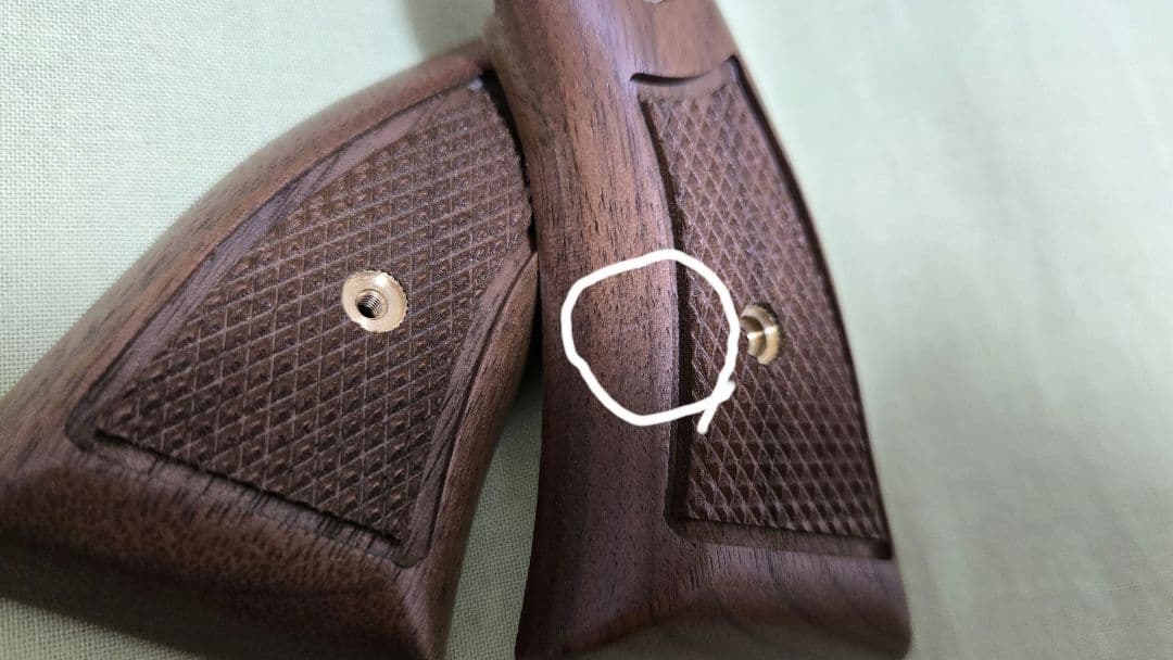 スクエアタイプ　ウォールナット　チェッカーグリップ(Kフレームスクエアバット用)