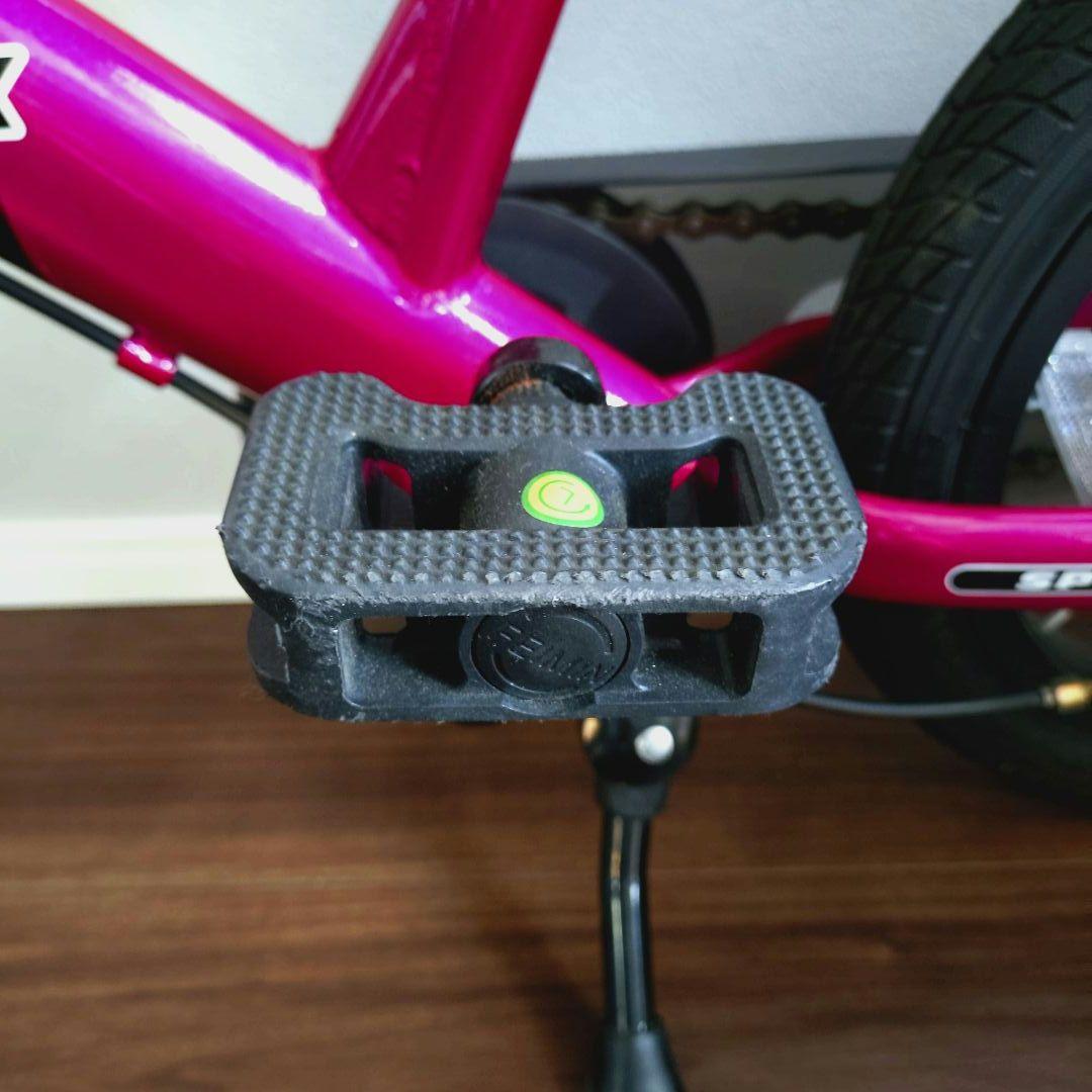 たのメル便【美品】STRIDER14xストライダー フューシャピンク スタンド付