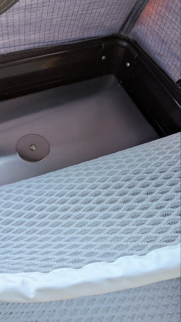 ルーフトップテント　younghunter