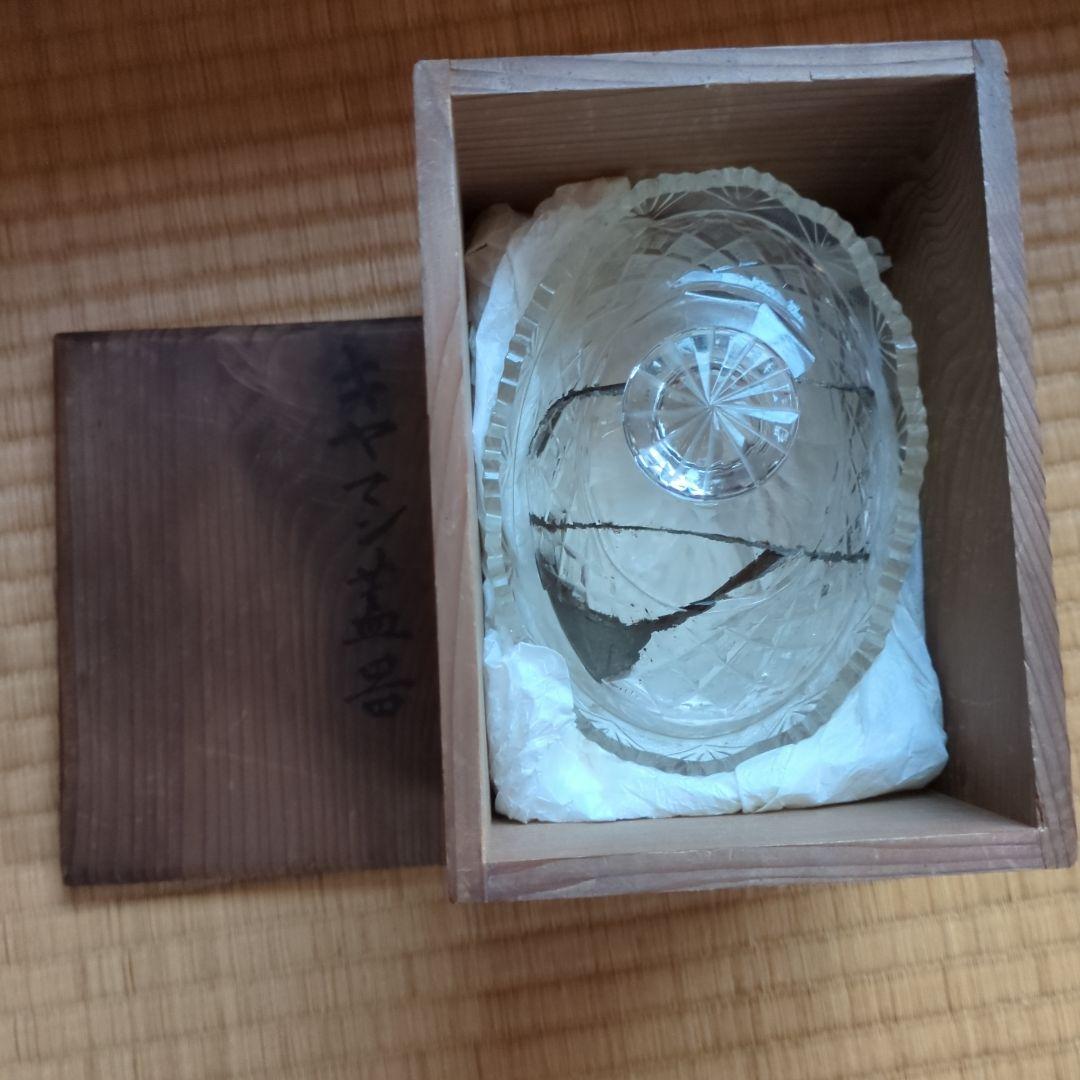 ギヤマン 花模様 ガラス容器 木箱付き　江戸硝子
