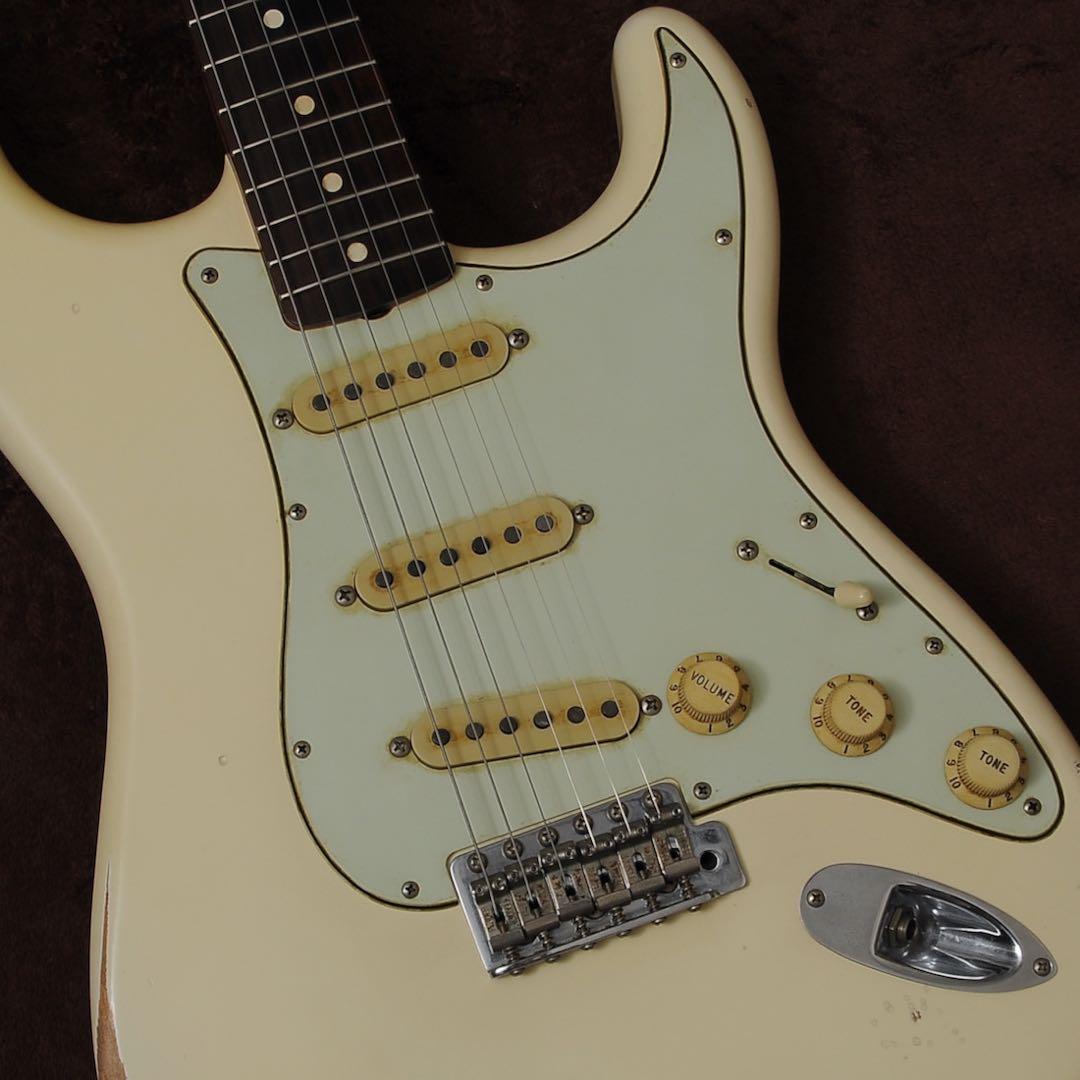 まー坊 Fender Road Worn 60s Strato SSS