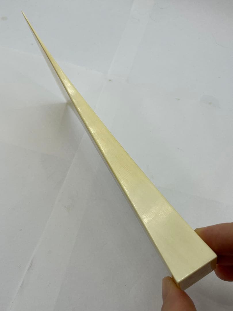 ヴィンテージ  天然素材　バチ　重さ約　112.5g　#724