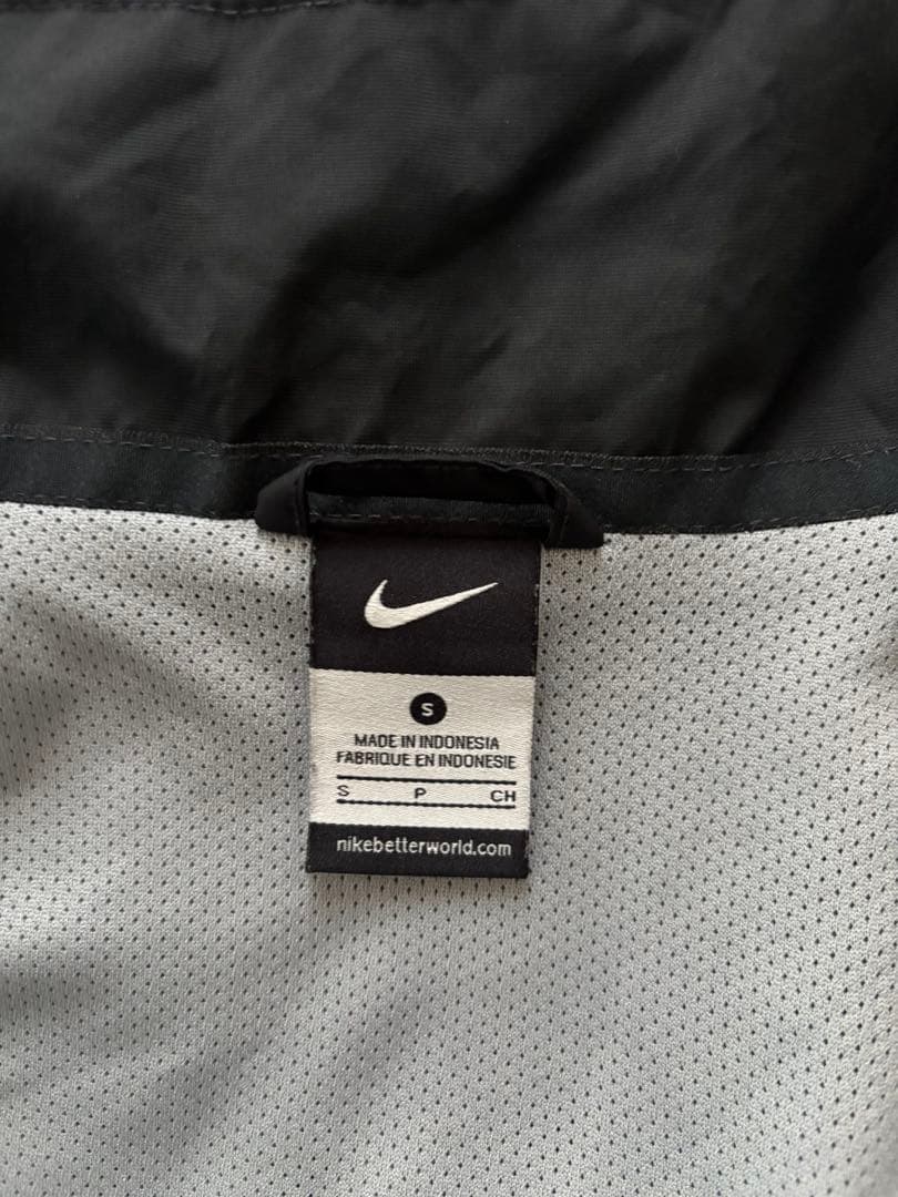 アーセナルNIKEトレーニングウェア ウィンドブレーカー セットアップ 上下S