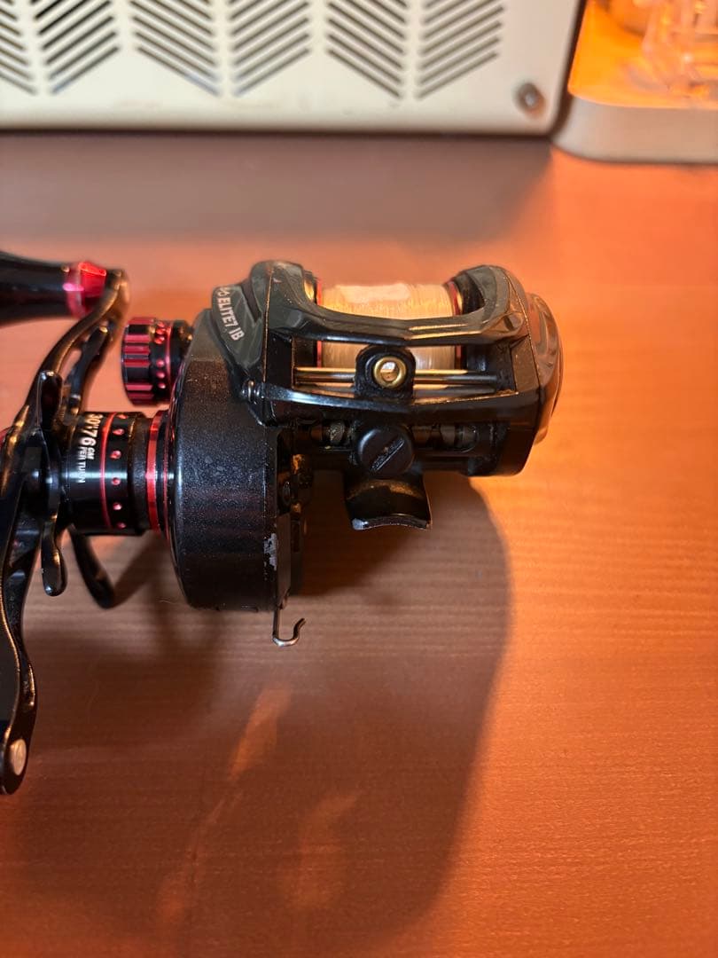 アブガルシア　Revo ELITE7 IB ハンドル交換済み