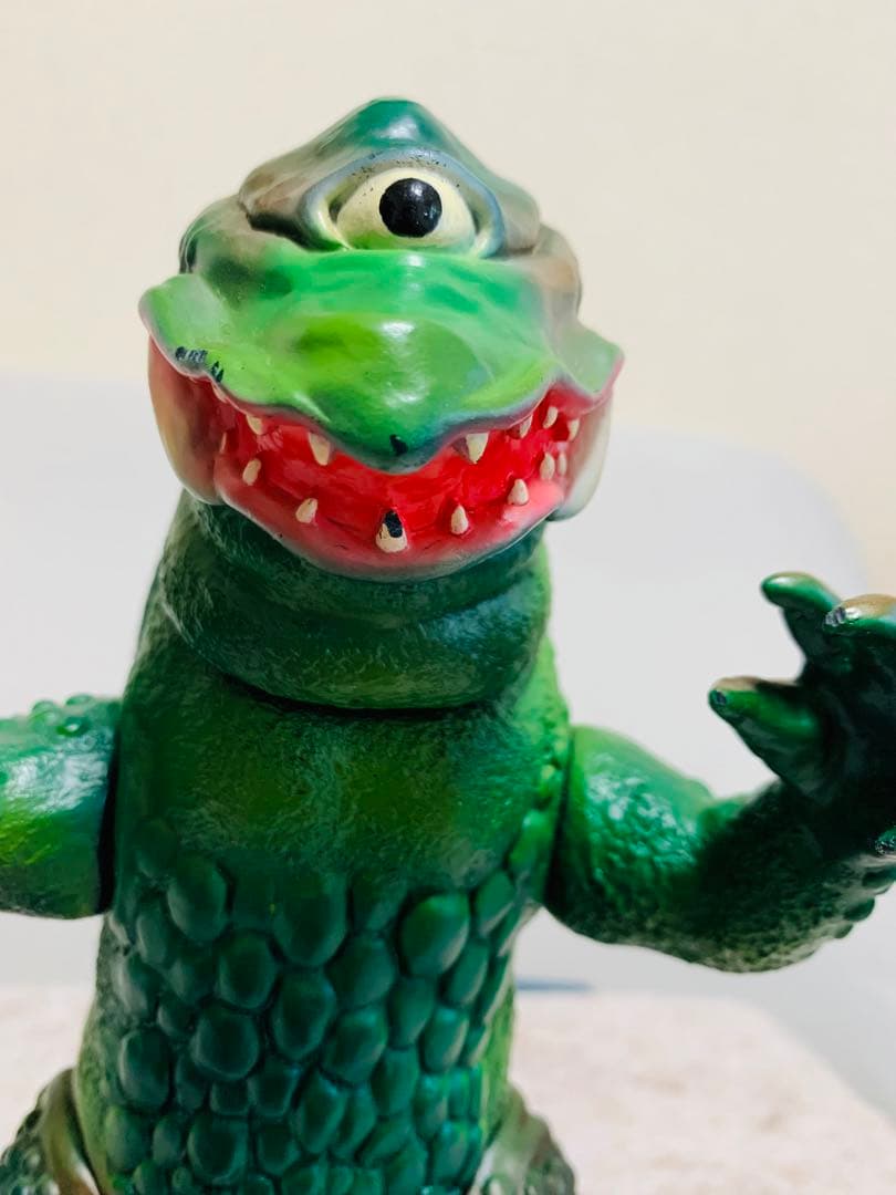 ザゴラ山中の怪獣　中岡俊哉 世界の怪獣シリーズ　シカルナ工房