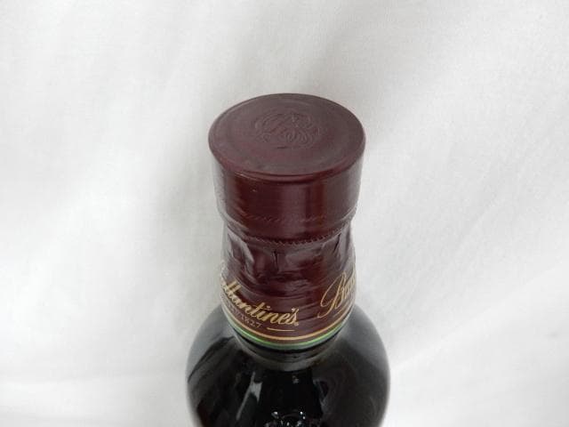 バランタイン17年トリビュートリリース 700ml