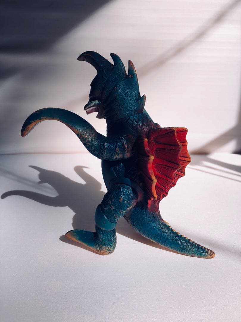 大幅値下げ】ブルマァク ガイガン ソフビ 1970年代1992年復刻ガイガン2体