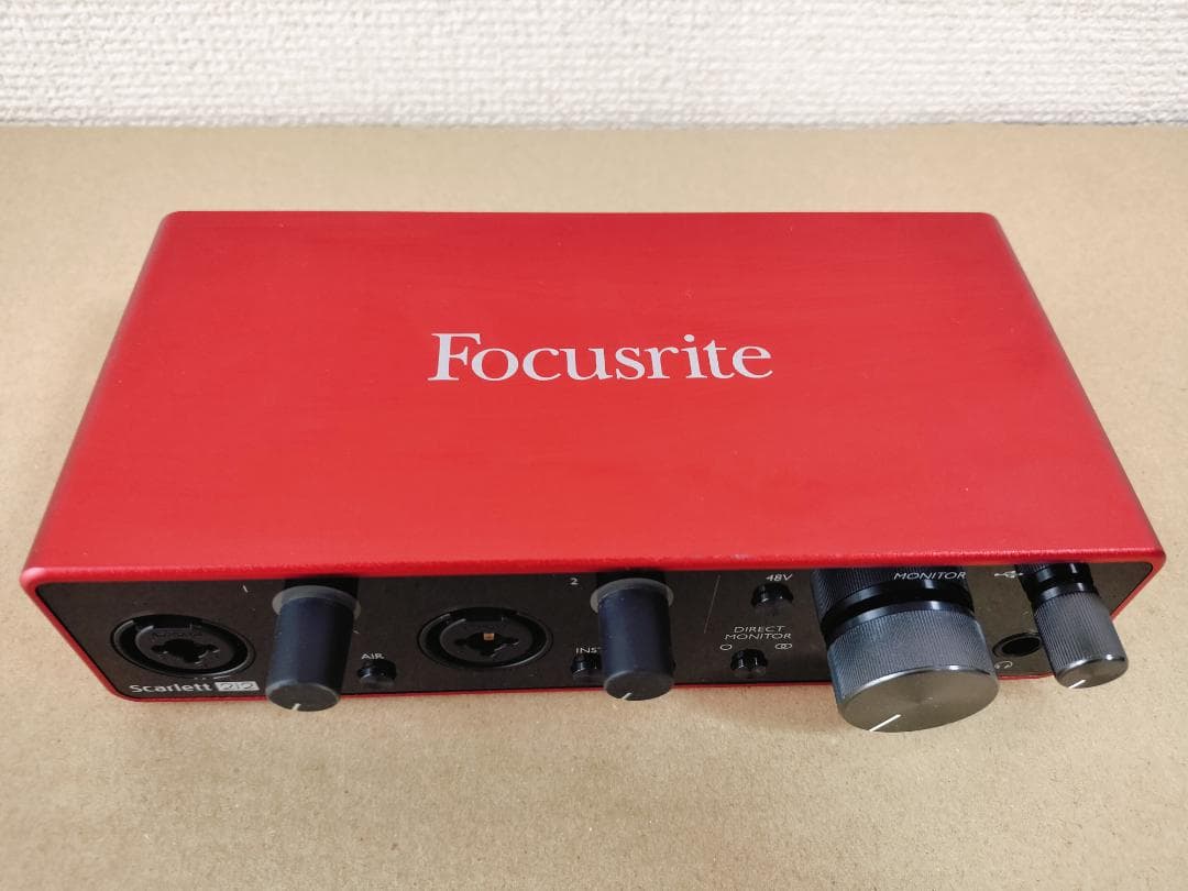 Focusrite Scarlett 2i2(3rd Gen) インターフェース