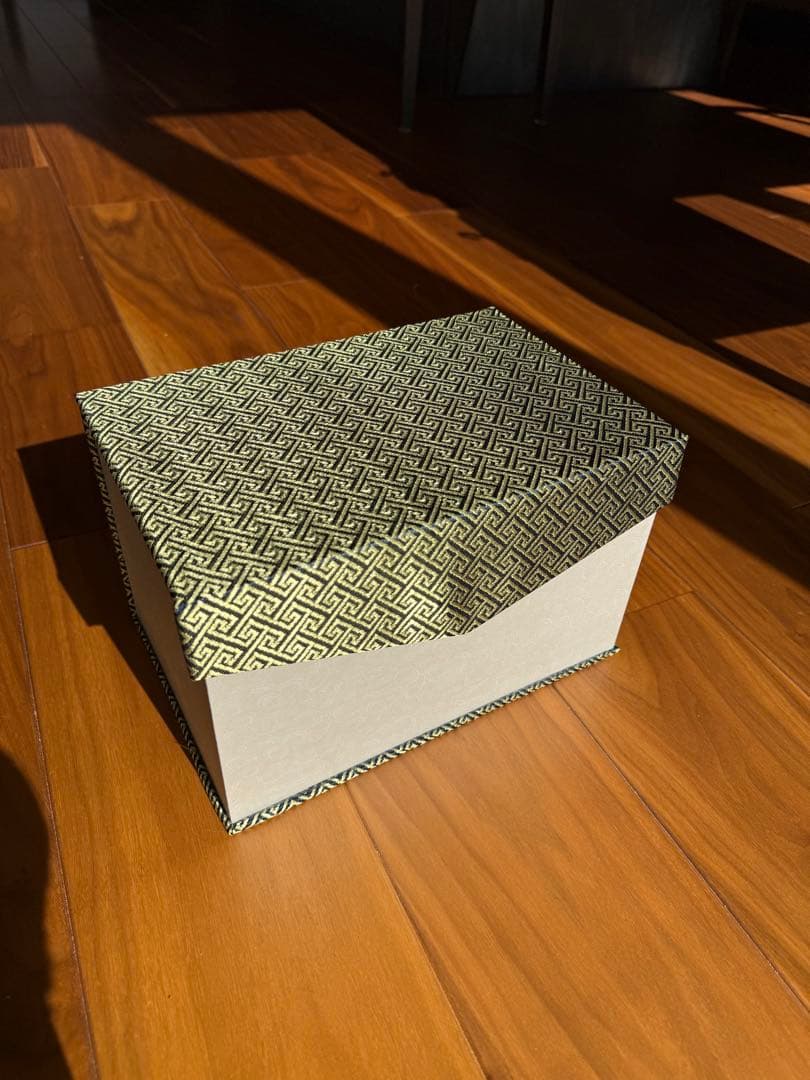 【新品未使用】ジュエリーボックス 漆器 宝石箱 小物入れ アンティーク