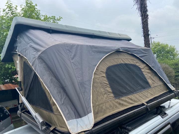 電動ルーフテント