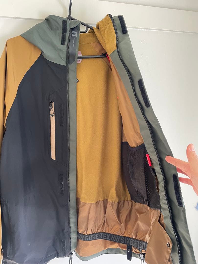 686 GORETEX スノーボードジャケット　Mサイズ