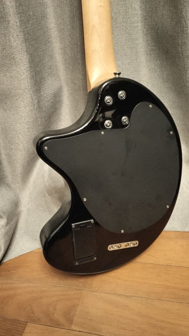 【ジャンク】ZO-3 ベース　部品取り FERNANDES