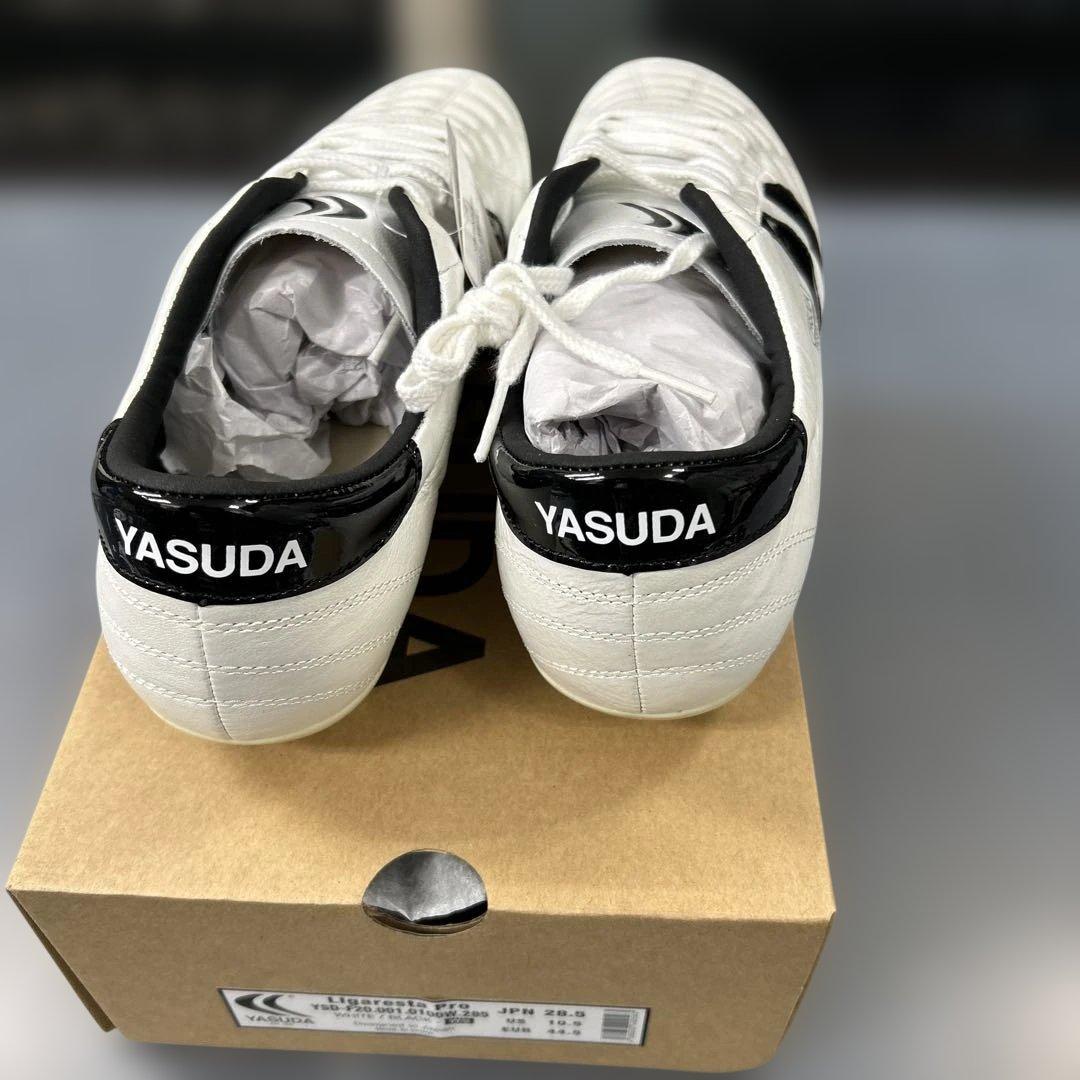 YASUDA サッカーシューズ ホワイト/ブラック