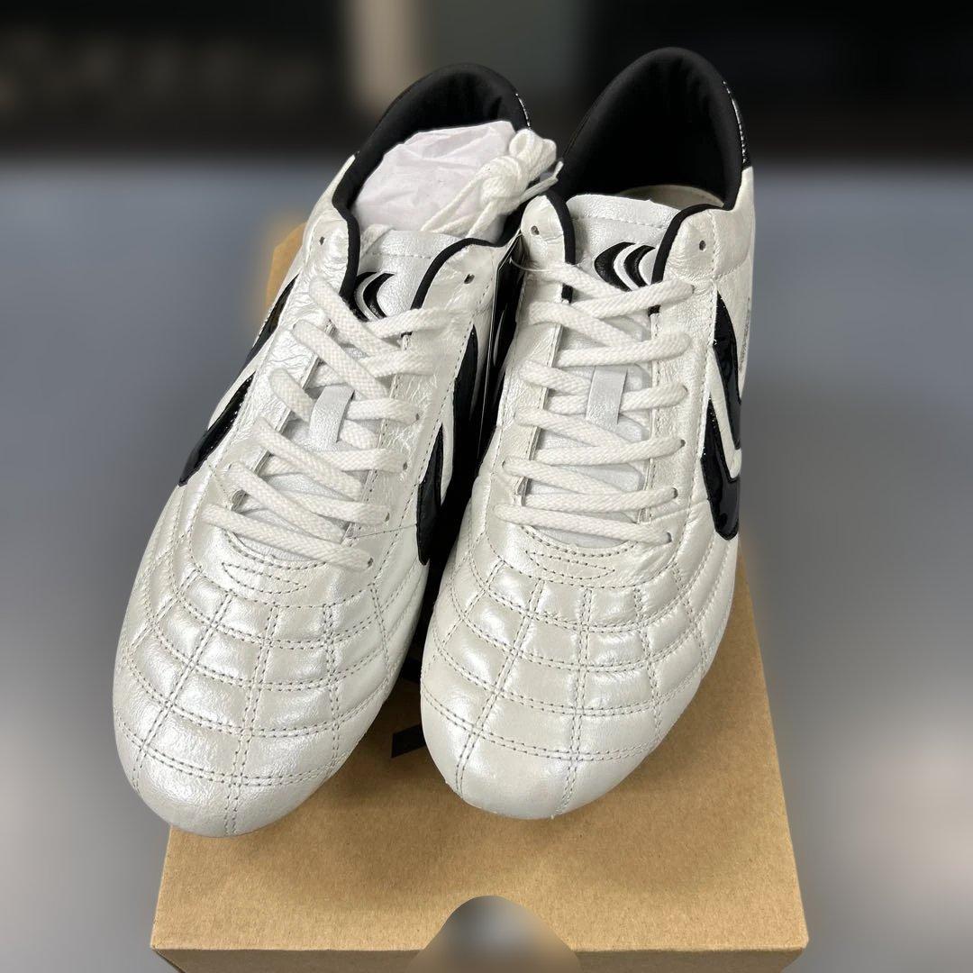 YASUDA サッカーシューズ ホワイト/ブラック