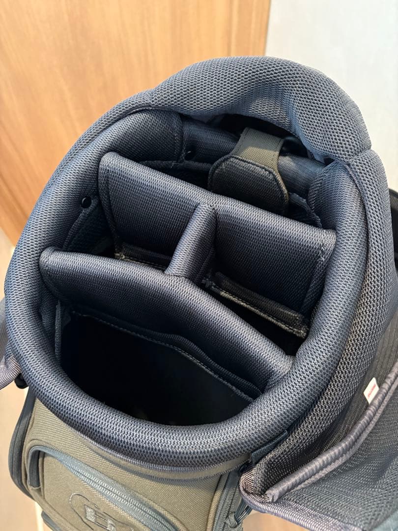 【美品】　BRIEFING キャディバッグ　レンジャーグリーン