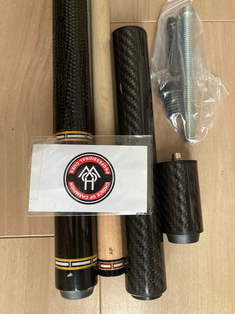 ビリヤードキュー　HOW FH series AP 美品　値下げ不可