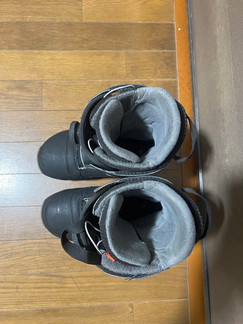 スノボブーツ