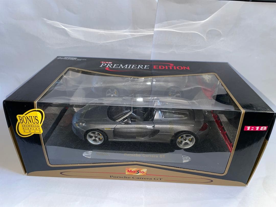 ポルシェ　カレラGT 1/18