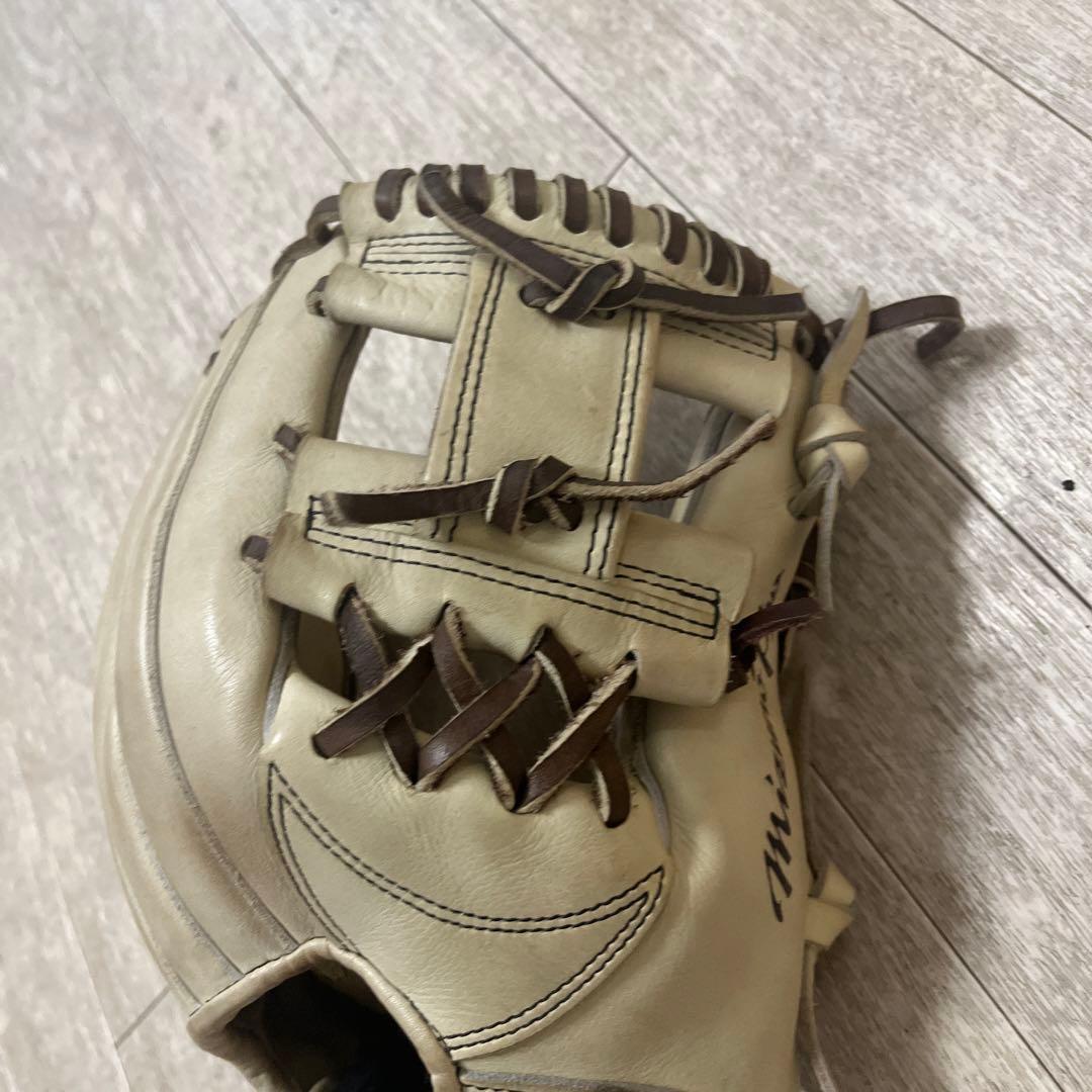 ミズノプロ硬式内野手用グローブ