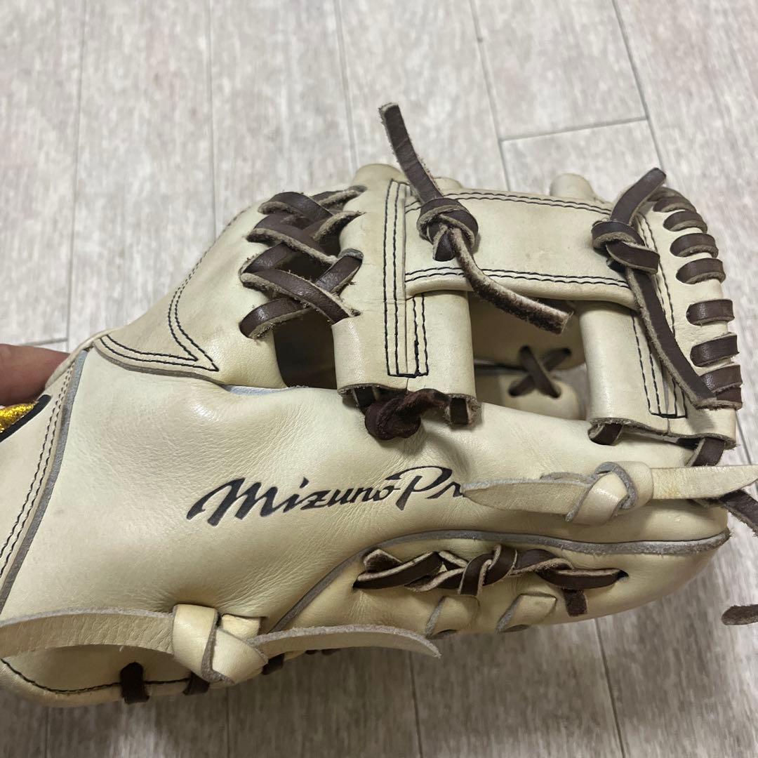 ミズノプロ硬式内野手用グローブ