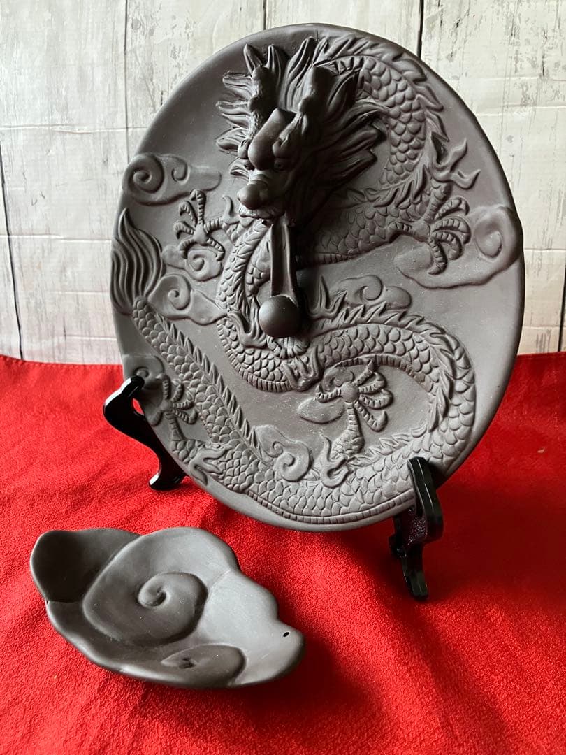【美品】龍　ドラゴン　飾り皿　筋斗雲（⁉︎）皿　　スタンド付