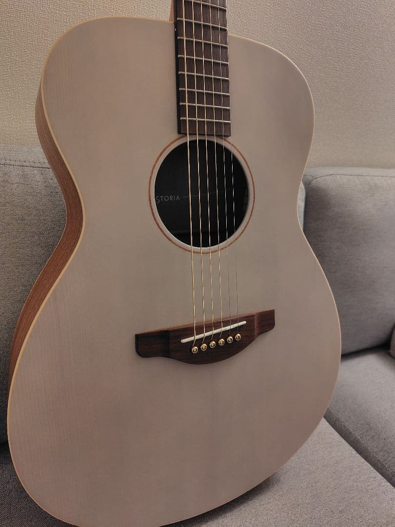 ヤマハ　STORIA アコースティックギター