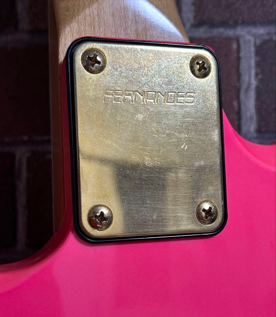 和竜様　　　　ネックはBurny。コンポーネント　hideモデル風