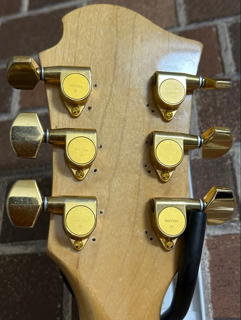 和竜様　　　　ネックはBurny。コンポーネント　hideモデル風