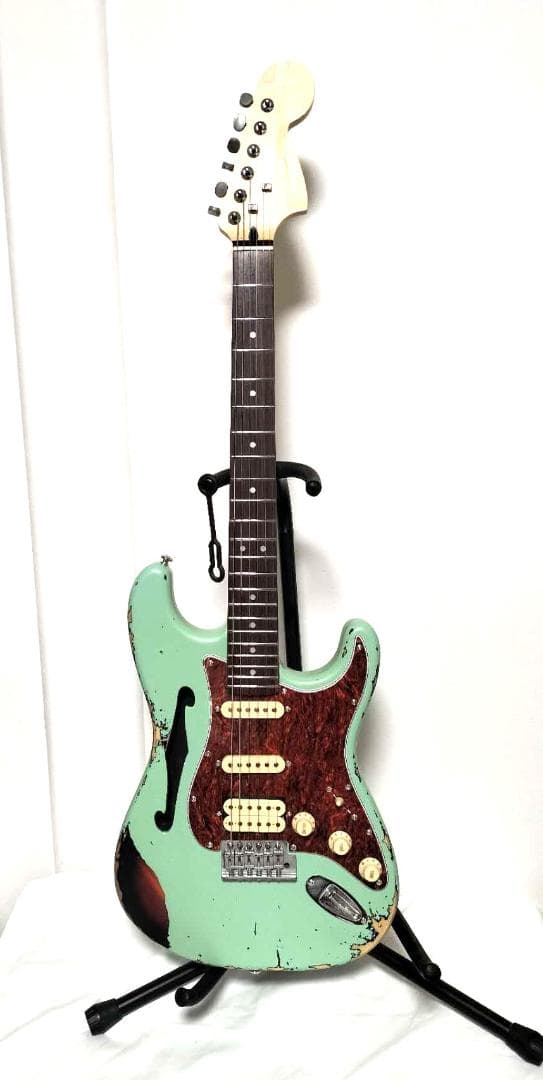 ストラトシンライン①　ハードレリックサーフグリーン　SSH　ステンレスフレット