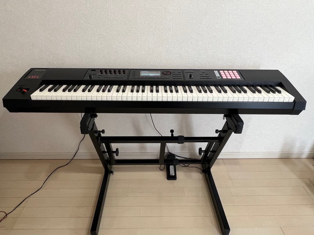 Roland FA-08 シンセサイザー 88鍵