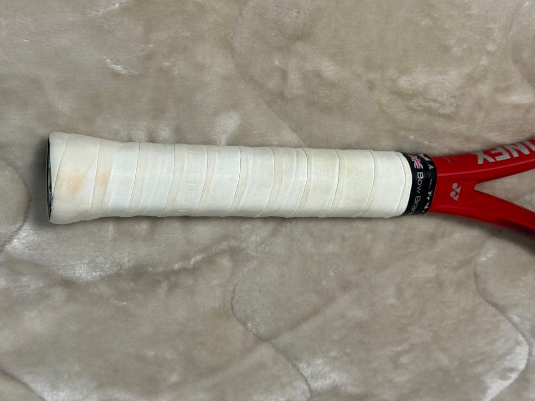 ヨネックス　テニスラケット　Vコア 100 (VCORE 100)