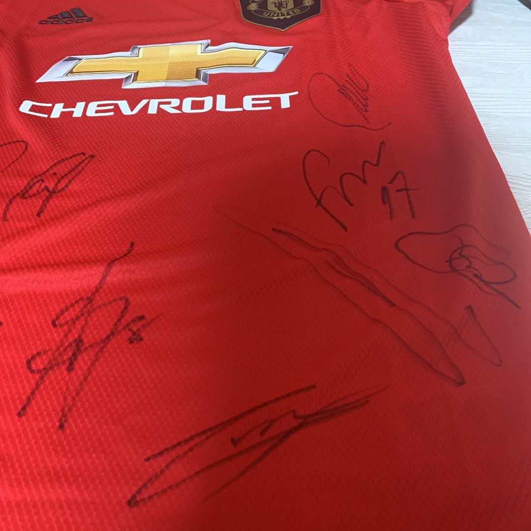 マンチェスターユナイテッドサイン入りユニフォーム