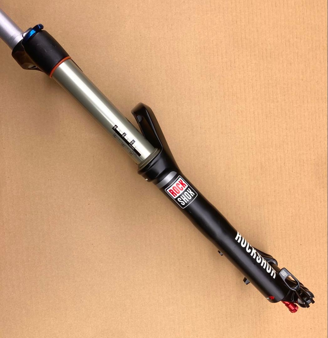美品!!26インチ ロックショックス REVELATION /ROCKSHOX