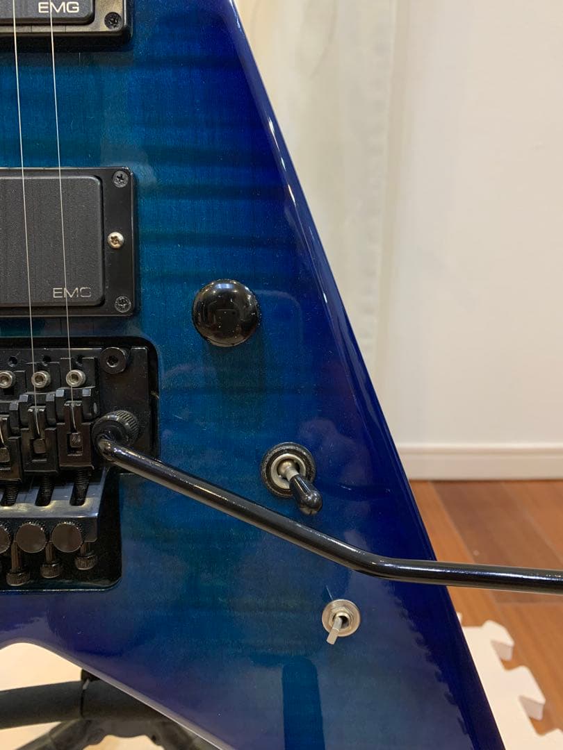 Jackson stars king v エレキギター　美品