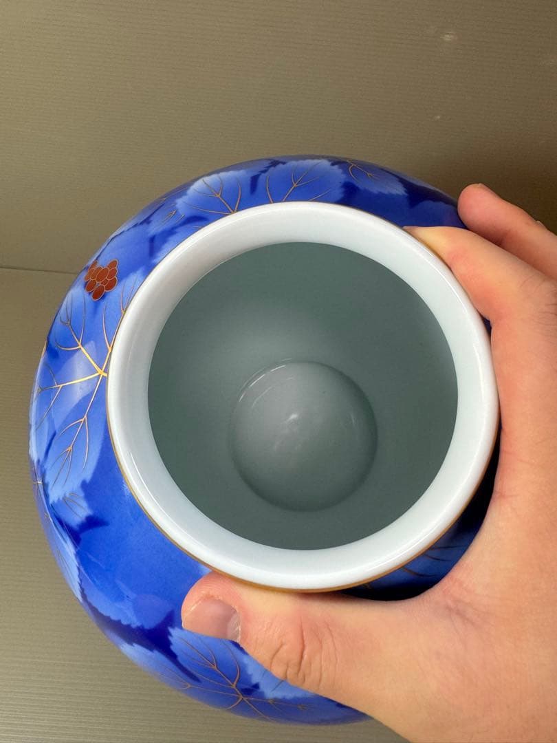 2703 深川製磁　呉須葡萄　花瓶　金彩　未使用