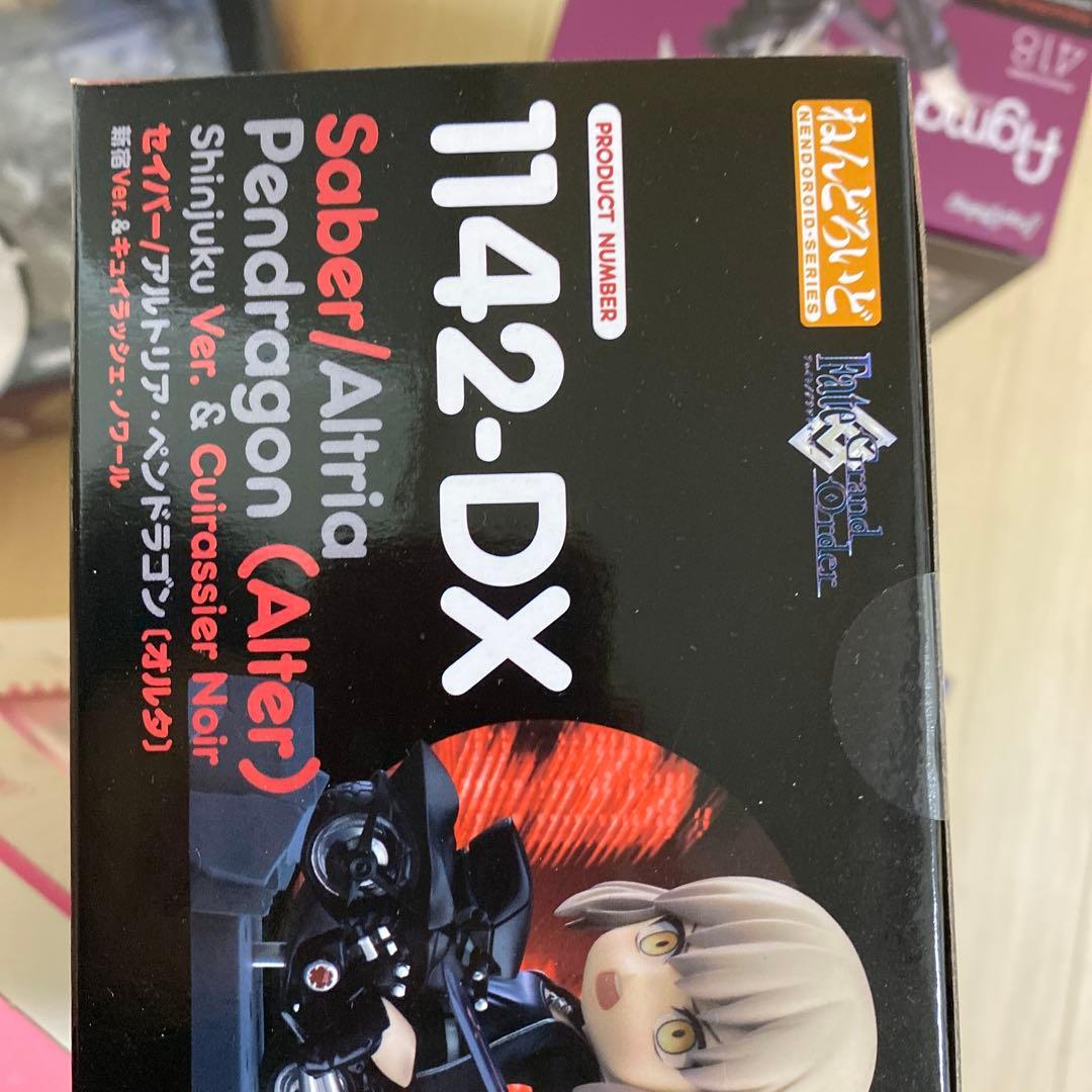 ねんどろいど セイバー〔オルタ〕新宿Ver.＆キュイラッシェ・ノワール